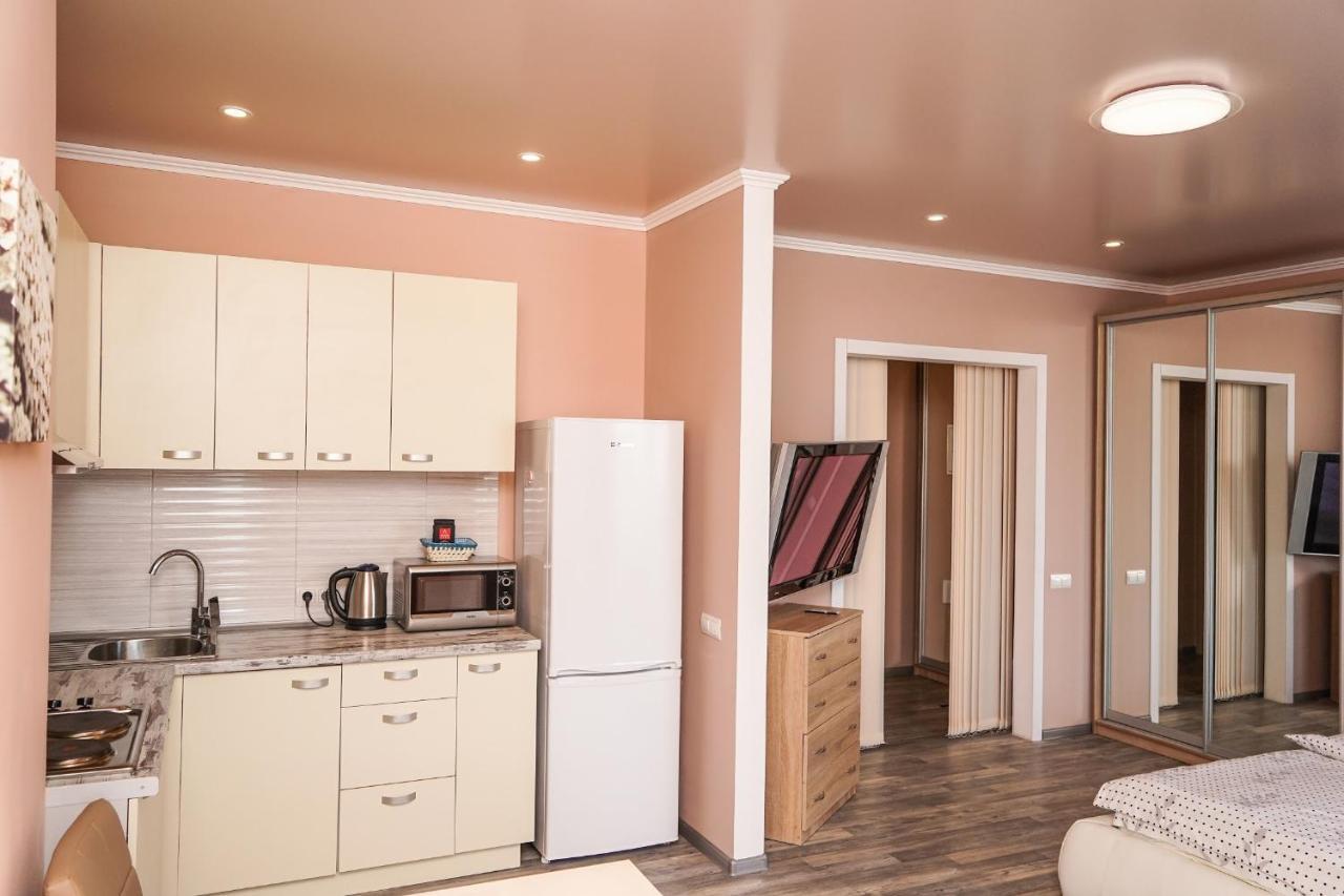 Cozy Apartment In A New Building Close To The Downtown Kyiv Exterior foto