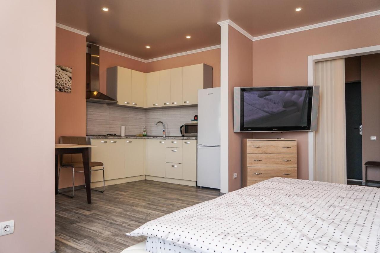 Cozy Apartment In A New Building Close To The Downtown Kyiv Exterior foto